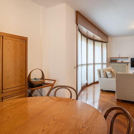 Spacious Bright Apartment Near City Center And Como Lake With Air Conditioning Lecco Exterior photo