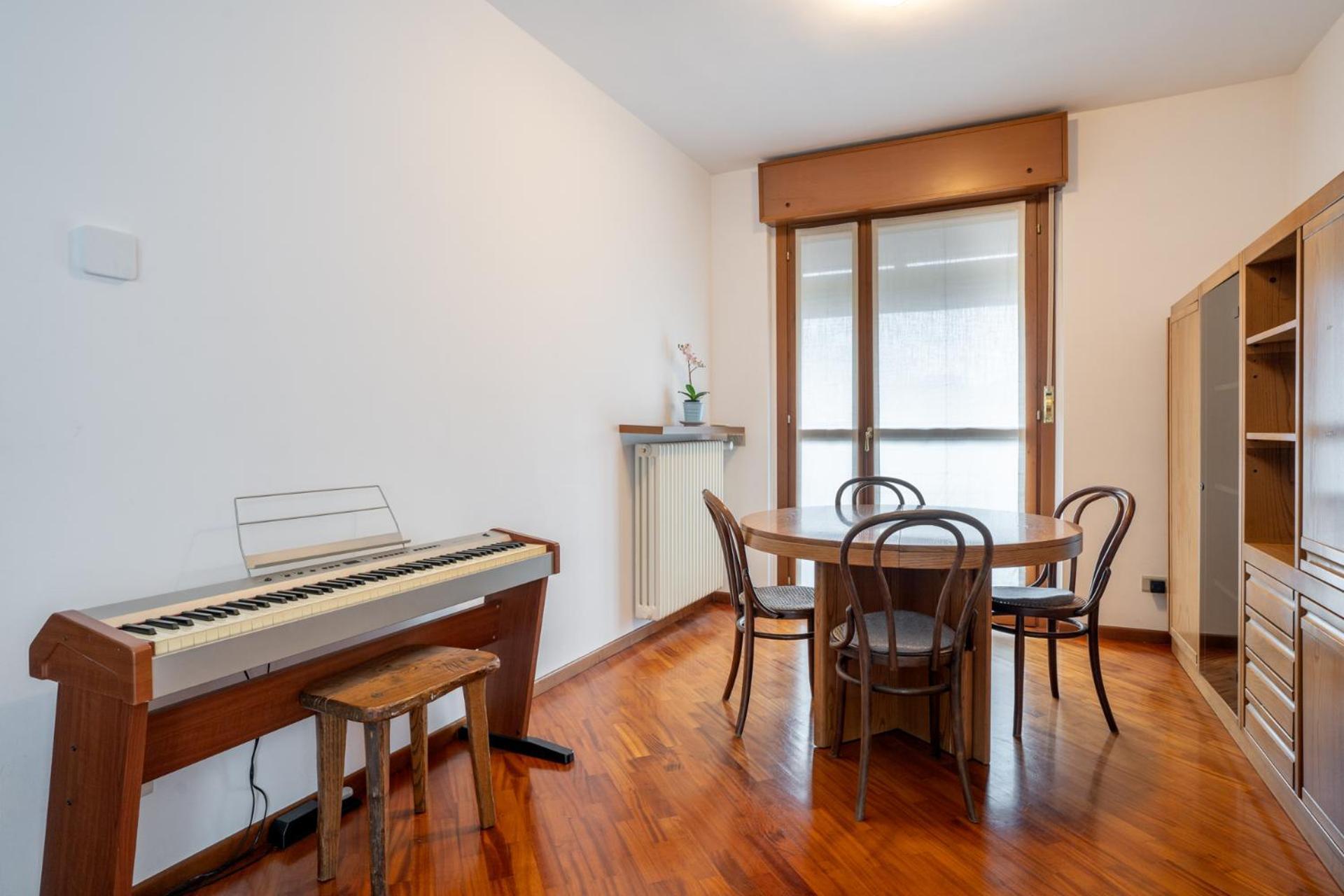 Spacious Bright Apartment Near City Center And Como Lake With Air Conditioning Lecco Exterior photo