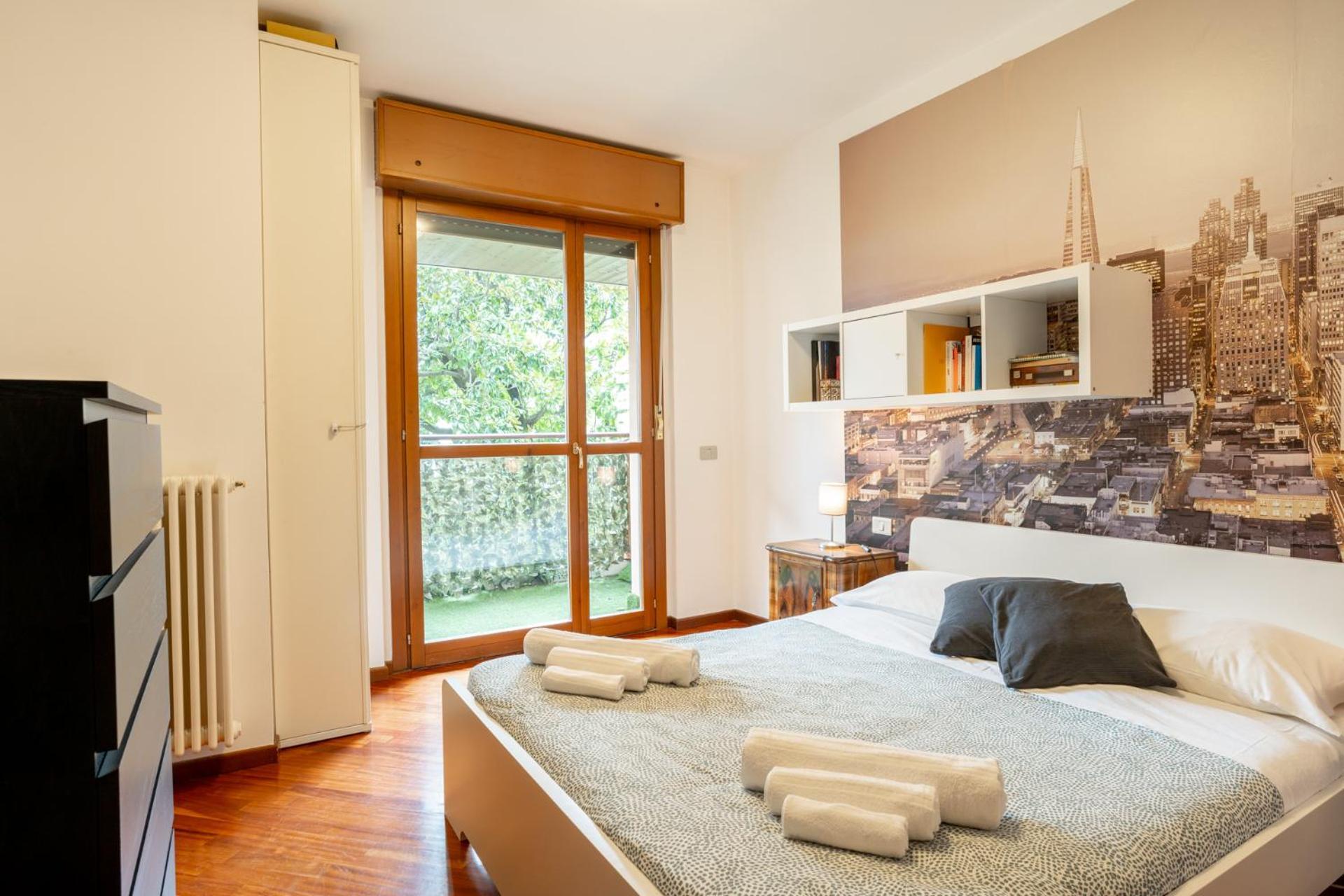 Spacious Bright Apartment Near City Center And Como Lake With Air Conditioning Lecco Exterior photo